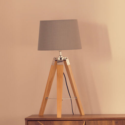 Hadson Cottage Tripod Table Lamp