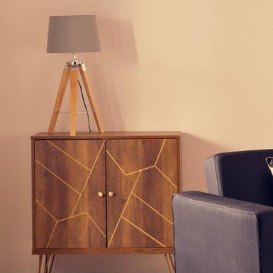 Hadson Cottage Tripod Table Lamp